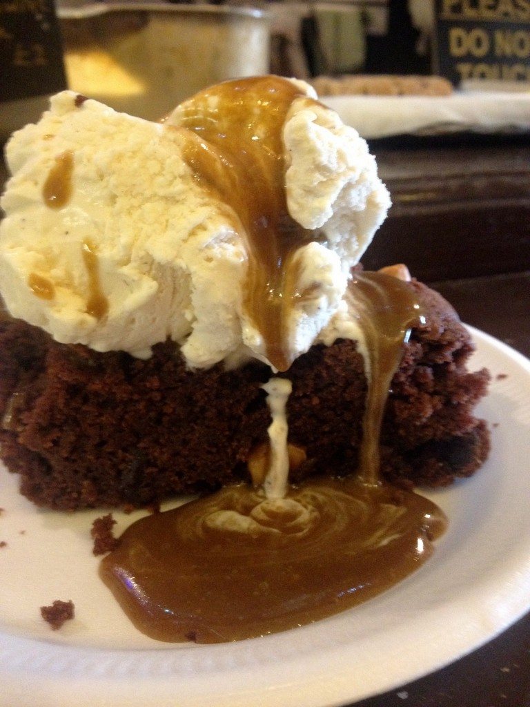 Best Vegan Ice Cream Parlors rated by global vegan reviews!