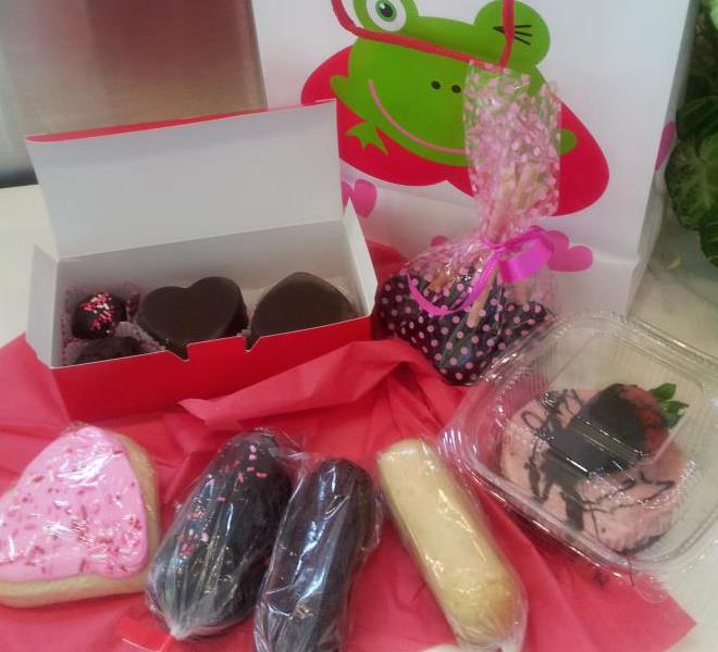 Cakewalk Baking Company & Dillos Vegan Snack Cakes - Vegan Traveller