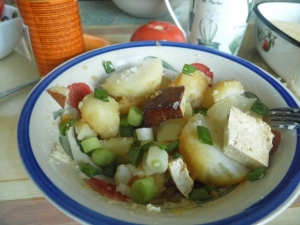 Home Meal: potatoes with Smoked tofu