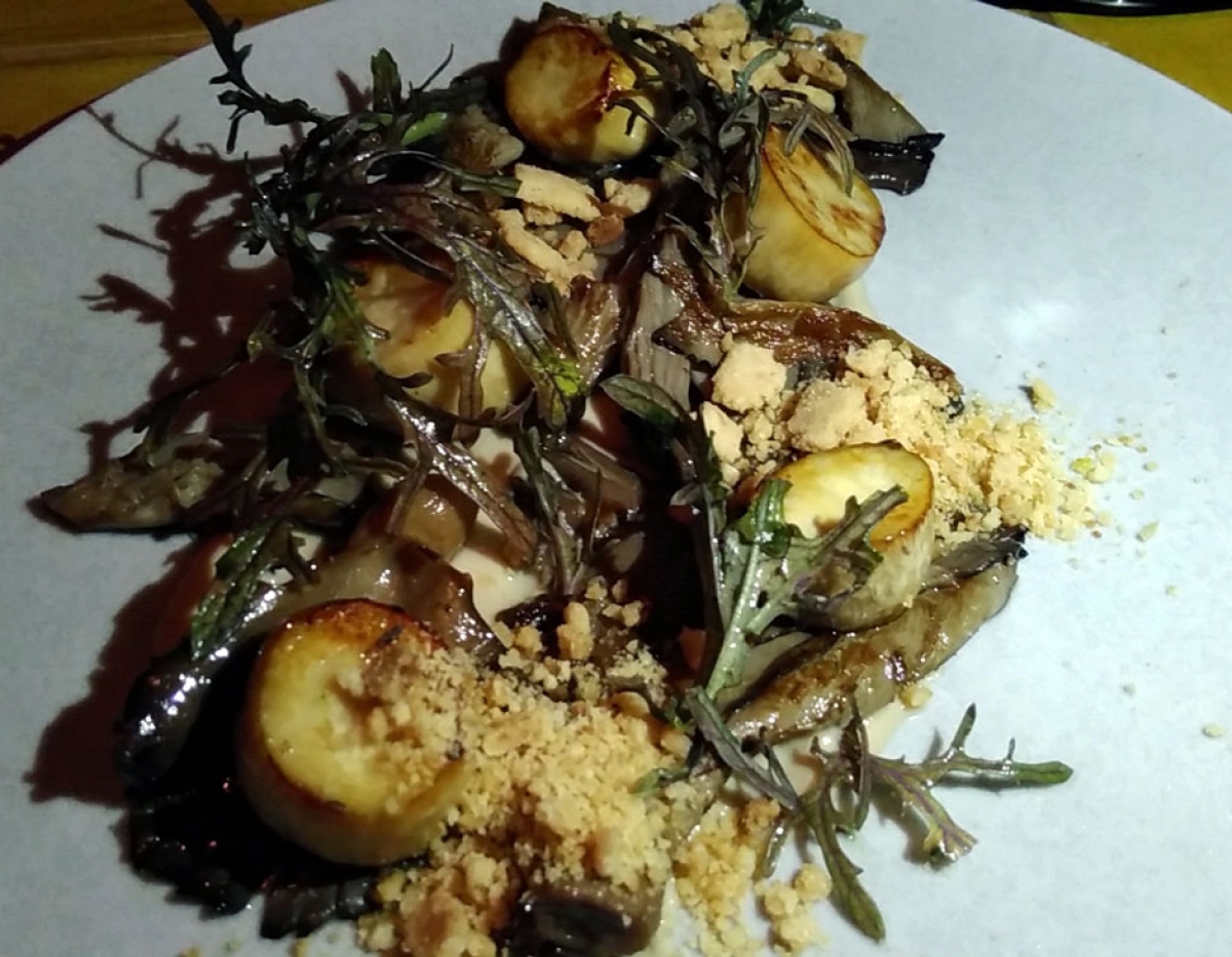 Miss Kaplan Forest Scallops w/ Artichokes, Mushrooms, & Macadamia Nuts