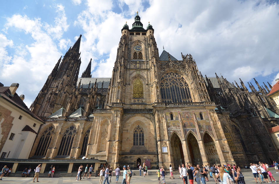 ST. VITUS CATHEDRAL