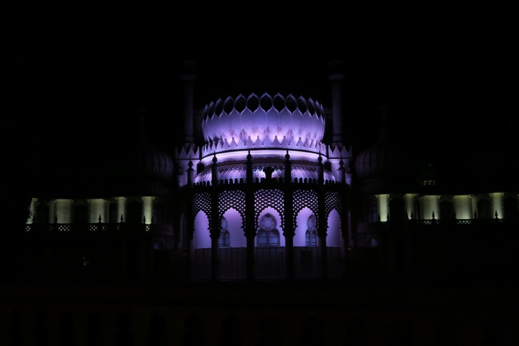 brighton-rayal-pavilion-night