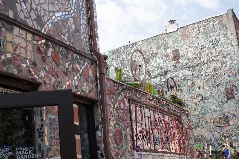 Philadelphia S Magic Gardens Vegan Traveler Reviews Vegan Travel