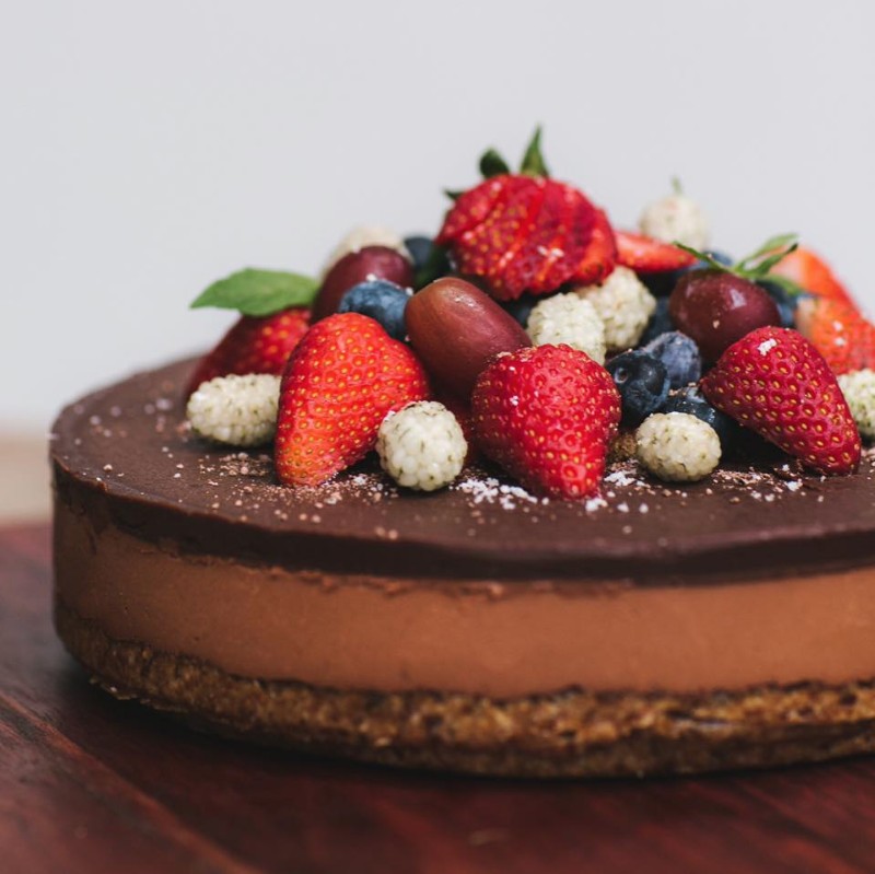 Тортики эстетика. Cake Эстетика. Чизкейк Дольче. Картинки тортов Эстетика. Тортик Эстетика 1080х1900.