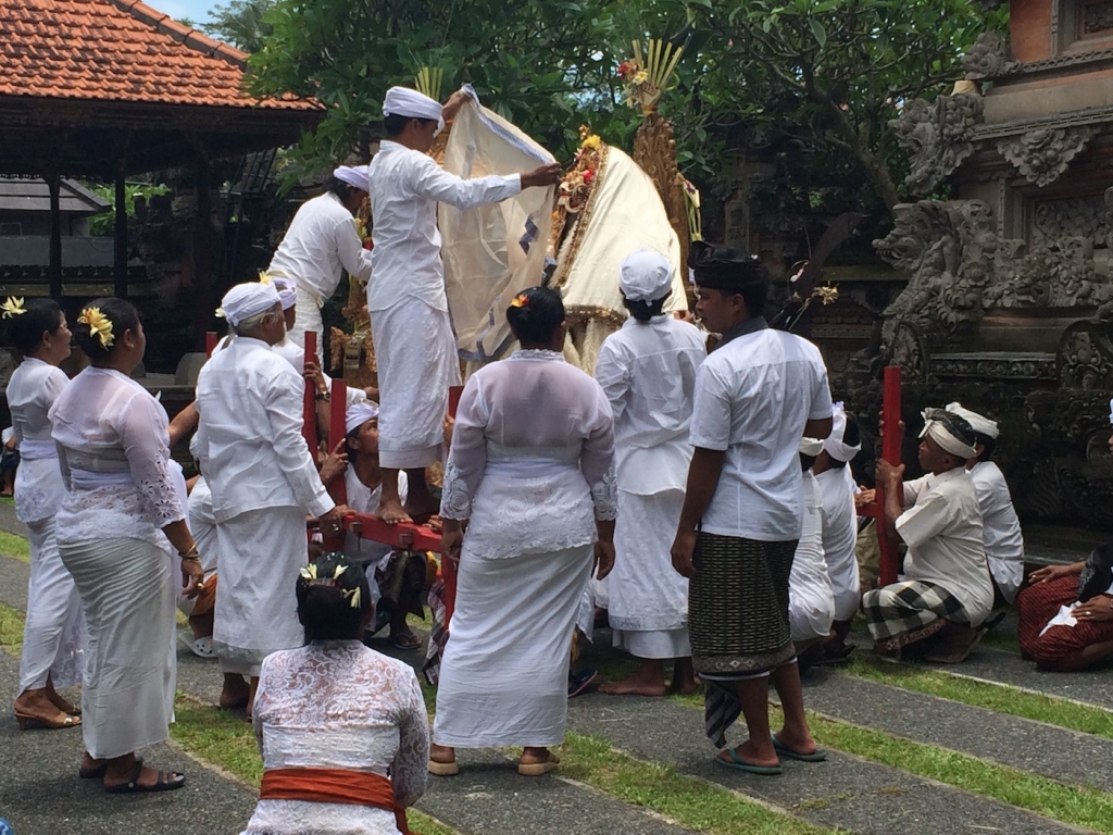 bali village temple