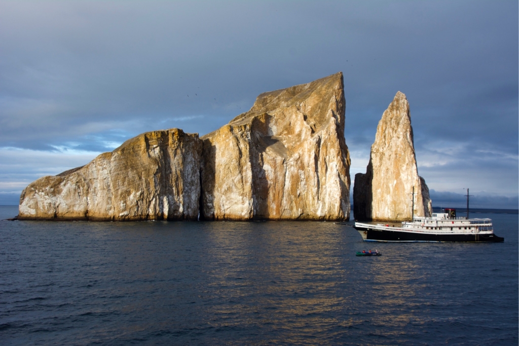 León Dormido, Galápagos