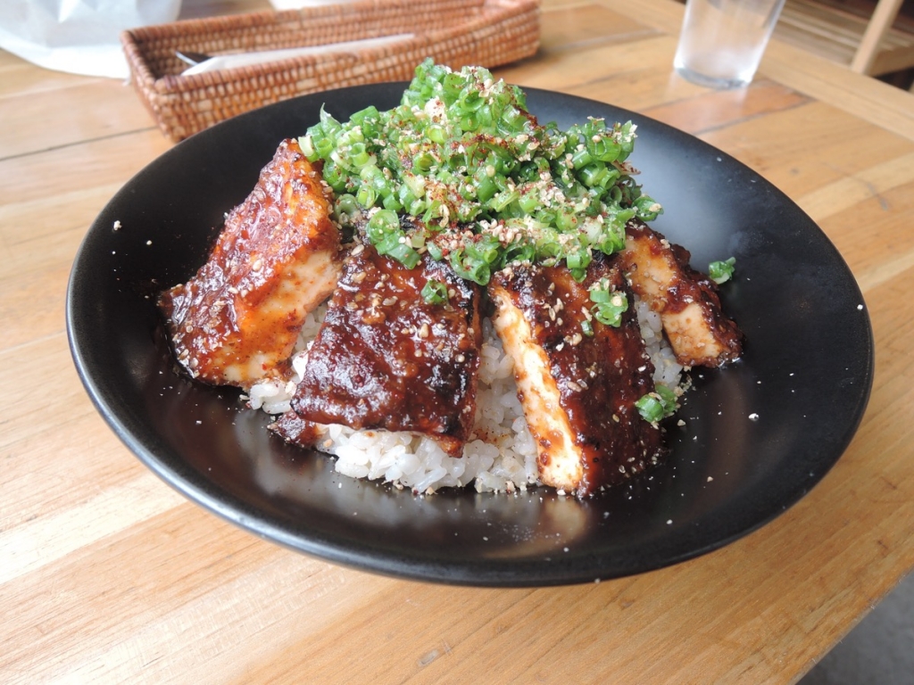 Charcoal-Grilled Deep Fried Tofu Rice Bowl