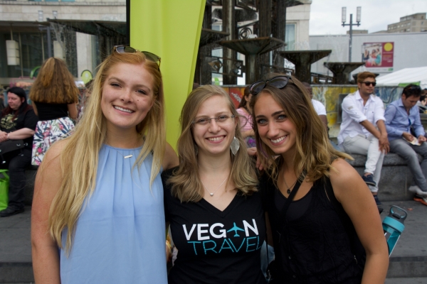 Shae, Michelle, and Marissa at Berlin Vegan Festival