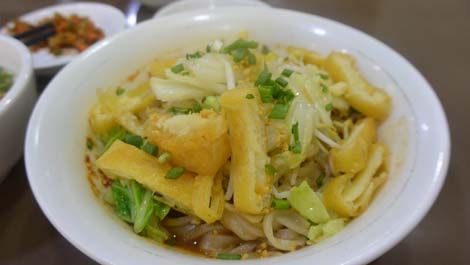 Vegan Shan Noodle in Myanmar